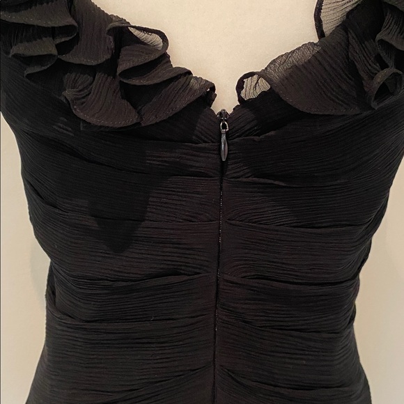 Donna Ricco Collection black ruffled front sleeveless prom evening gown Sz 6 - Picture 8 of 13